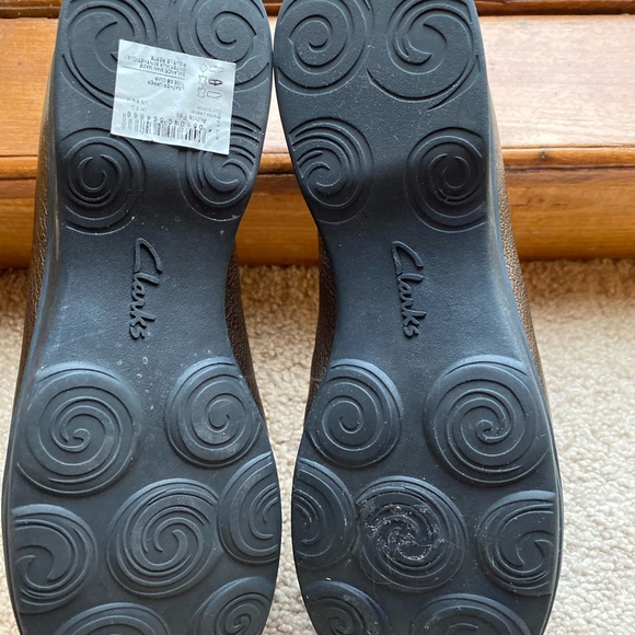 Beautiful Clark’s Artisan Aubria Fay slip flats - Picture 4 of 5